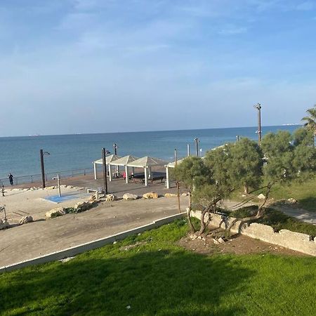 Cozy Apartment On The Beach Haifa Exterior photo